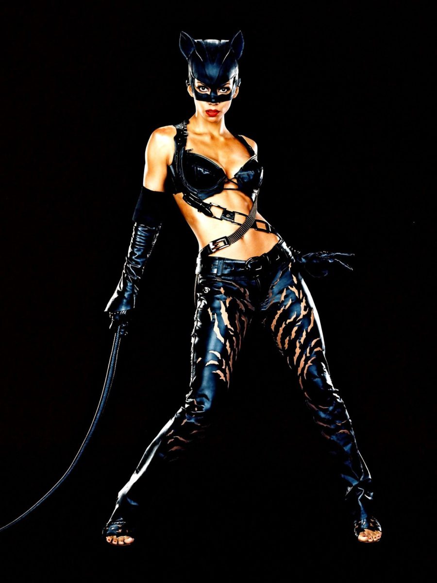 🎬 Catwoman Trailer [2004] Halle Berry | Netflix Center 2