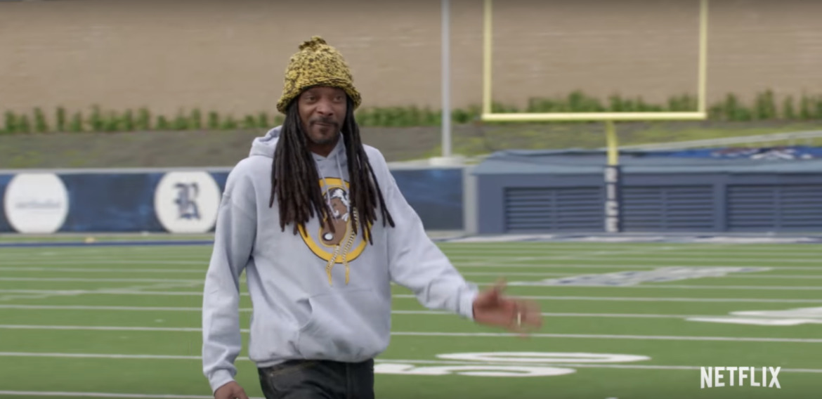 OFFICIAL TRAILER: Coach Snoop | Coming to Netflix February 2, 2018 2
